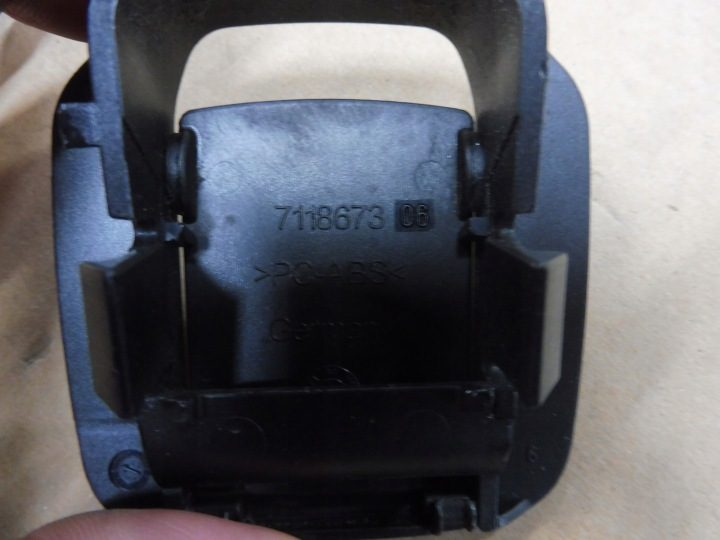 BMW E91 E82 E84 E87 E90 F20 ЗАГЛУШКА ISOFIX 7118673, фото 2
