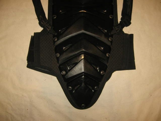 Ochraniacz Dainese Manis D1 59, фото 3