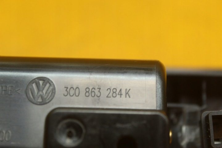 БАРДАЧОК ПЕПЕЛЬНИЦА ALLTRACK VW PASSAT B7 3C0863284K, фото 11