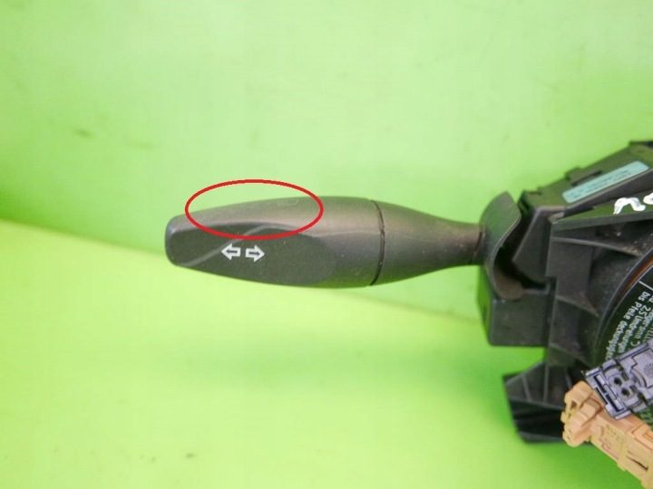 Подрулевой переключатель Шлейф 8A6T-13N064-BD Ford Fiesta Mk7 8A6T-14A664-AB, фото 2