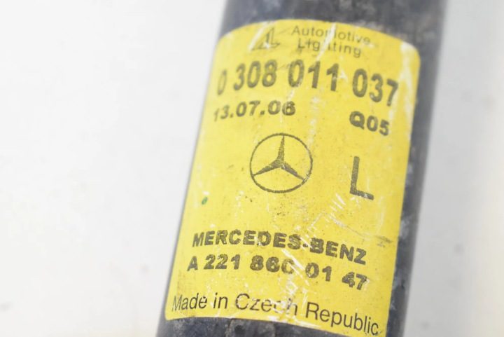 Mercedes-Benz S W221 2007 Форсунка омывателя фары передней, фото 5
