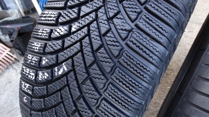 Шина зимняя Bridgestone Blizzak LM005 DriveGuard 225/45R18 95 В сцепление на снегу (3PMSF), защита диска, Run Flat, усилитель (XL), фото 2