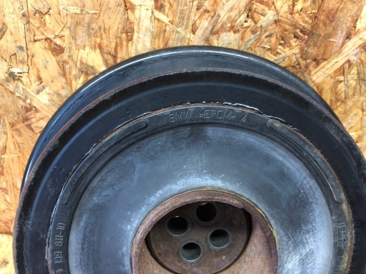 BMW F01 F07 F30 F10 F15 F25 3.0D N57 шкив гаситель колебаний 8515002, фото 2