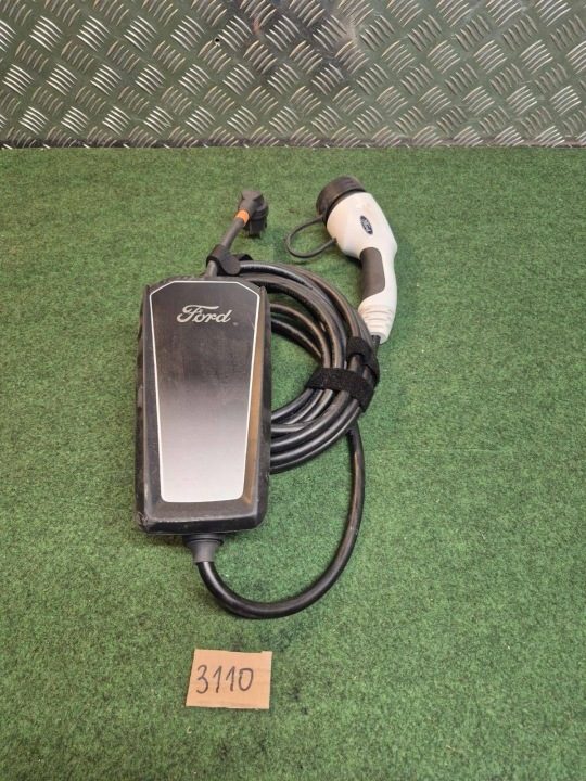 ЗАРЯДНОЕ УСТРОЙСТВО СЕТЕВОЕ 32A FORD MUSTANG MACH-E LJ9810F868CK, фото 1