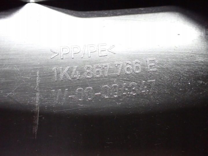 НАКЛАДКА ПОРОГА СТОЙКИ ПОДКРЫЛКА ДИВАНА ПРАВАЯ ЗАДНЯЯ 1K4867766E VW GOLF VI 12 г., фото 3