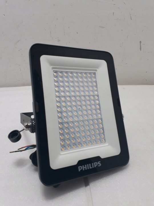 Прожектор LED Philips Floodlight BVP164 LED84/840 PSU 70W 7300lm 4000K, фото 2