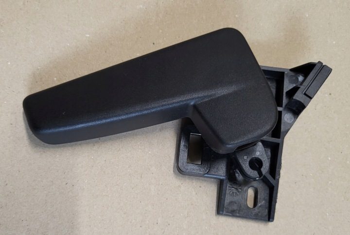 КРЕПЛЕНИЕ РУЧКА КАПОТА ДВИГАТЕЛЯ VW GOLF VII SEAT LEON III OE, фото 2