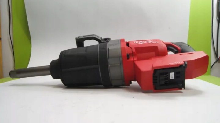 Ударный гайковерт Milwaukee 1'' 2711 Н·м аккумуляторный бесщеточный 18 В, фото 2