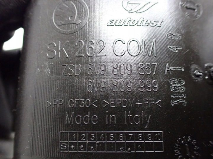 Лючок горловины бензобака крышка 6V9809857A универсал Skoda Fabia III 6V 16 г., фото 5