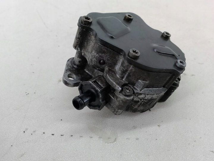 Насос вакуумный Seat Toledo III 038145209N 1.9 TDI, фото 3