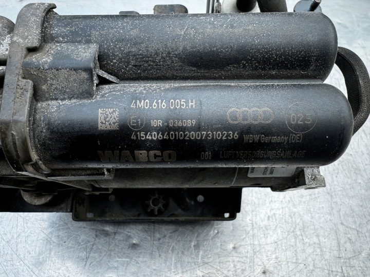 Компрессор насос подвески 4M0616005H Audi Q7 Q8, фото 2