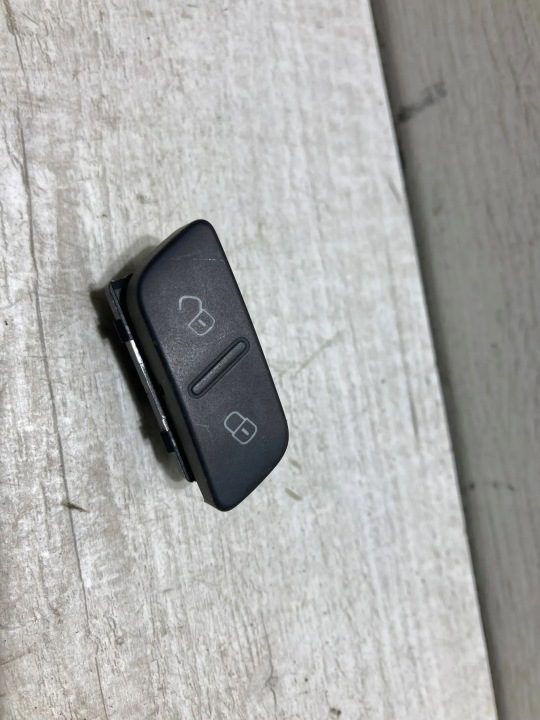 Кнопка блокировки двери Volkswagen OE 5C5962125, фото 1