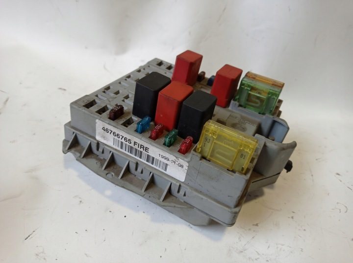 Блок предохранителей Fiat OE 46766765, фото 3
