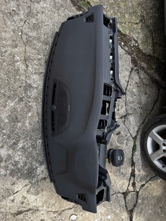 Панель консоль торпедо Volvo V60,s60 2018-2025, фото 2