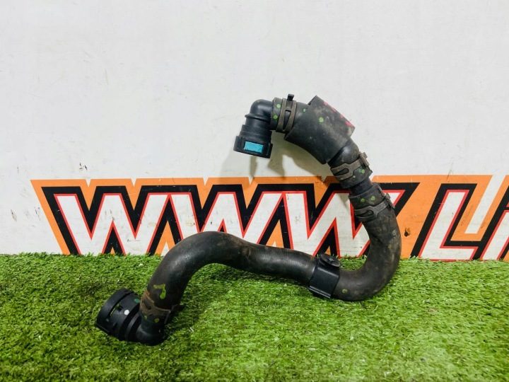 Патрубок воды Range Rover Velar L560 GX73-8C481-AC, фото 2
