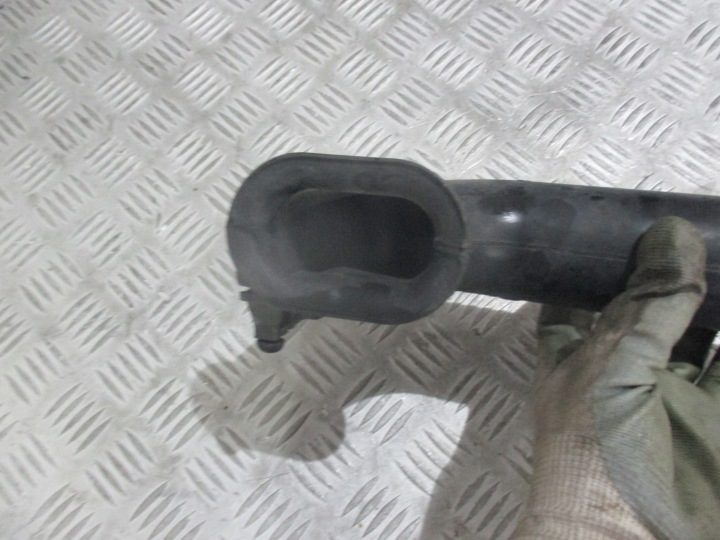Патрубок впуска Opel Astra H 1.6 бензин 04-14r, фото 5