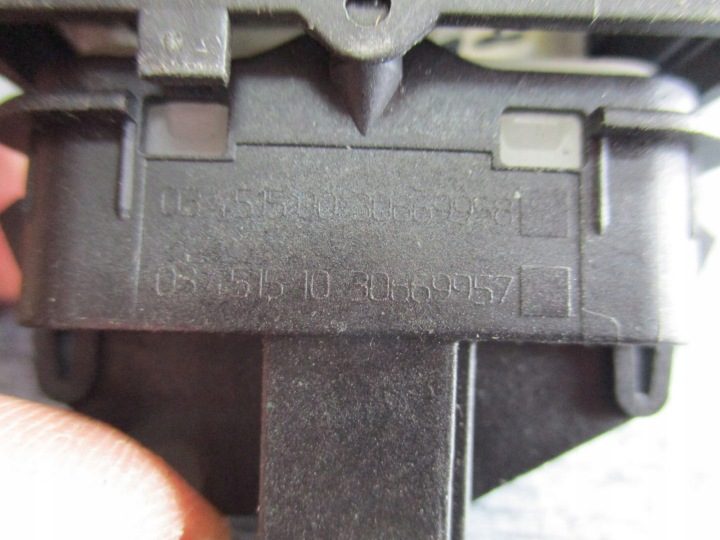Кнопка центрального Volvo OE 30669958, фото 3