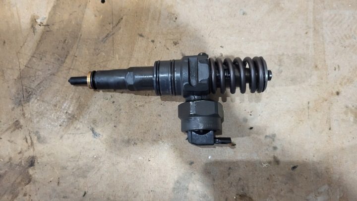 Форсунка Bosch Дизель 1.9 TDI 038130073AR, фото 1