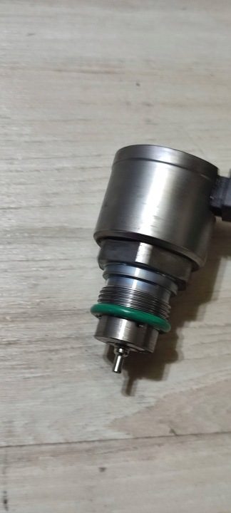 КЛАПАН МОЛДИНГА ДАТЧИК ДАВЛЕНИЯ ТОПЛИВА AUDI VW 2.0 TDI 04L130764C, фото 1