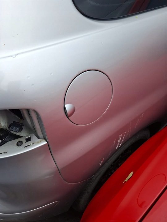Лючок горловины бензобака Seat Ibiza 3 серебристый LA7W, фото 4