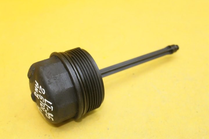 ГАЙКА МАСЛЯНОГО ФИЛЬТРА VW LT-35 2.5 TDI 038115433, фото 1