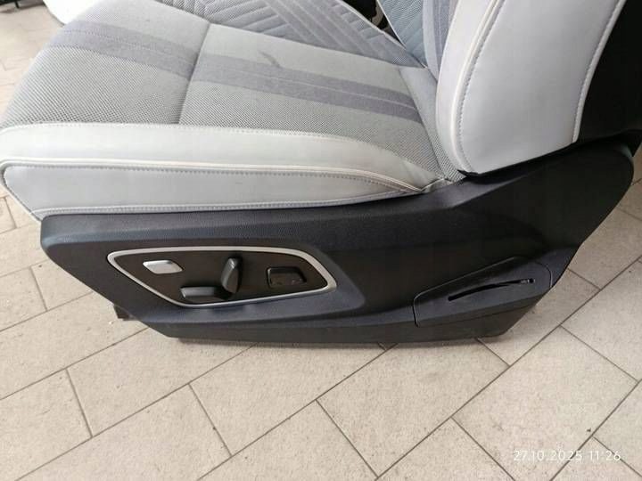 Сиденья диван обшивки салон Renault Scenic V E-Tech состояние как, фото 7