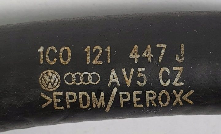 Патрубок охлаждения VW NEW Beetle 1C 2.0 8V 1C0121447J, фото 2