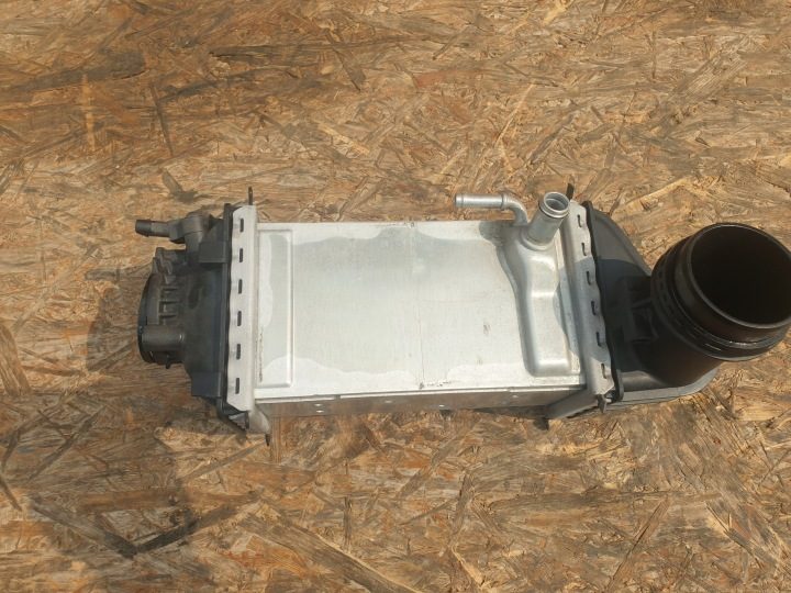 Интеркулер 05C145785C Audi VW, фото 1