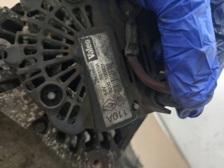 Renault Megane II 1.6 16V 02 г. генератор Valeo 110A 8200100907, фото 4