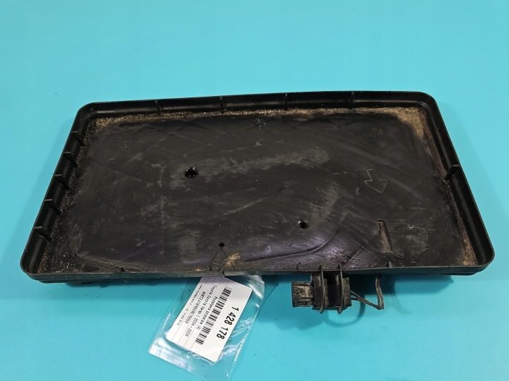 Площадка аккумулятора Toyota Corolla Verso II 2.2 D4D, фото 2