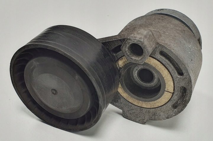 НАТЯЖИТЕЛЬ РОЛИК РЕМНЯ 8200608550 RENAULT MEGANE SCENIC II 1.5 DCi 07 г., фото 1