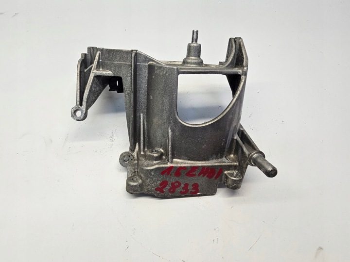 Кронштейн топливного фильтра Peugeot Citroen 1.6 E-HDI #2833, фото 1