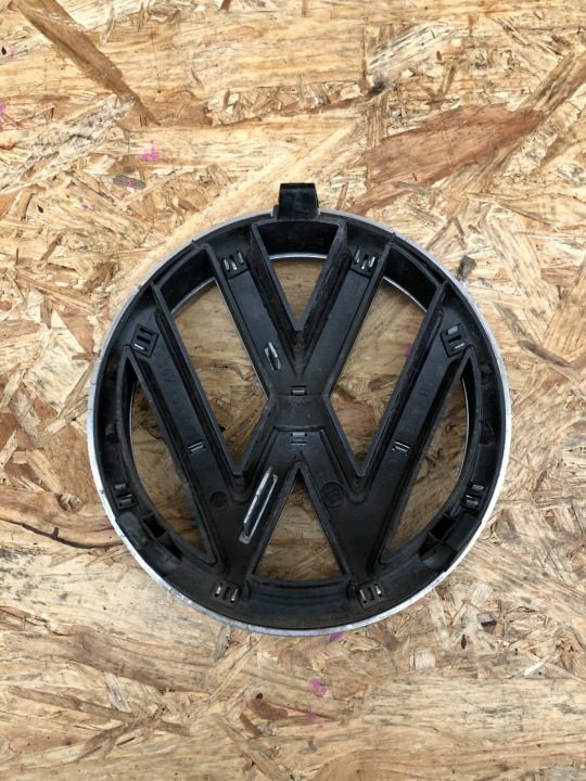 VW GOLF VI ЗНАЧОК ЭМБЛЕМА ЛОГОТИП РЕШЕТКИ РАДИАТОРА 5K0853601F, фото 1
