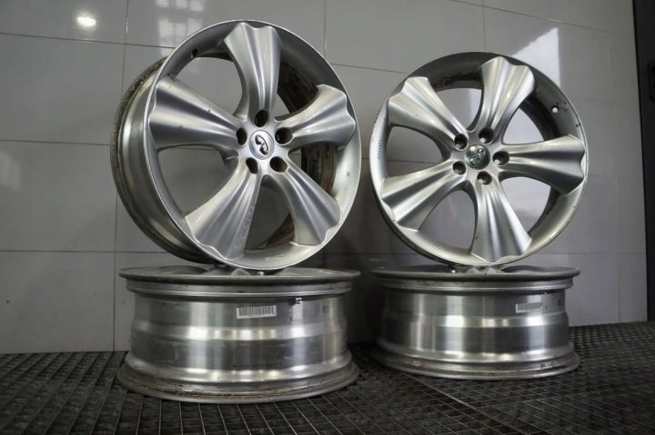 4× Литой диск Infiniti OE FX 8.0" x 20" 5x114.3, фото 1
