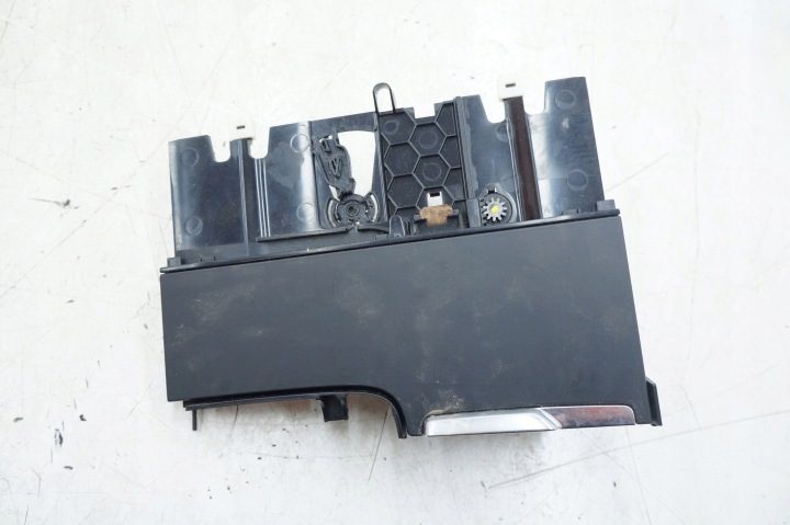 Пепельница Volvo S90 V90 XC60 II XC90 II S60 III 32275471, фото 1