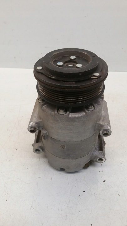 Компрессор кондиционера Ford Fiesta MK7, фото 3