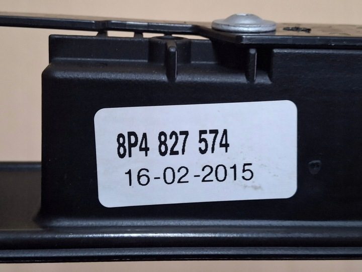 AUDI A3 8P A4 B7 A6 C6 НАКЛАДКА ПОДСВЕТКА НОМЕРА КНОПКА 8P4827574, фото 5