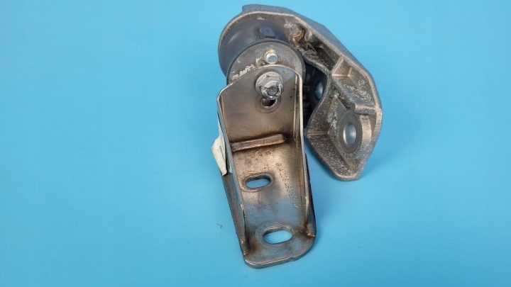 MERCEDES W206 C200 23 г. КРОНШТЕЙН A2064903902 A2064920800, фото 3