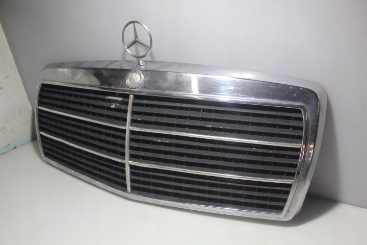 РЕШЕТКА РАДИАТОРА MERCEDES 190 W201 1.8, фото 1