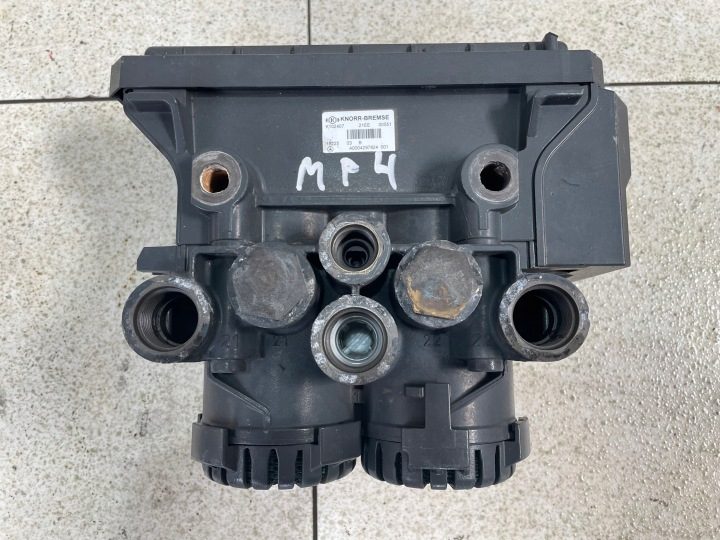 Клапан Модулятор Тормозной EBS Mercedes Actros MP 4 A0004297824, фото 1