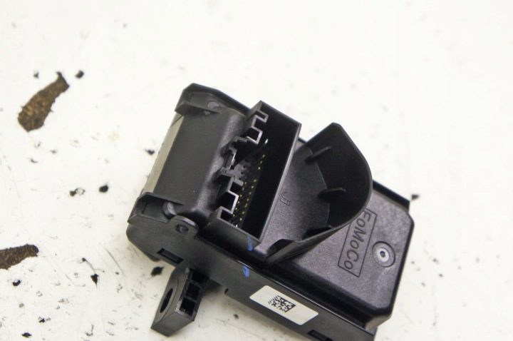 UI093 Ford Edge Mk2 Гнездо Порт OBD KT4T-14F642-AG, фото 2