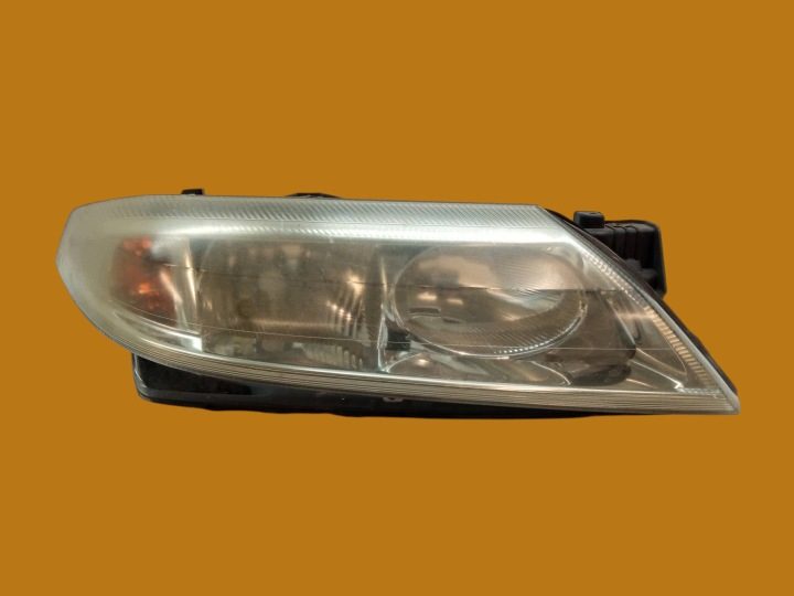 ФАРА ПЕРЕДНЯЯ ПРАВАЯ EU 8200002847 Renault Laguna II (2000-2007), фото 1