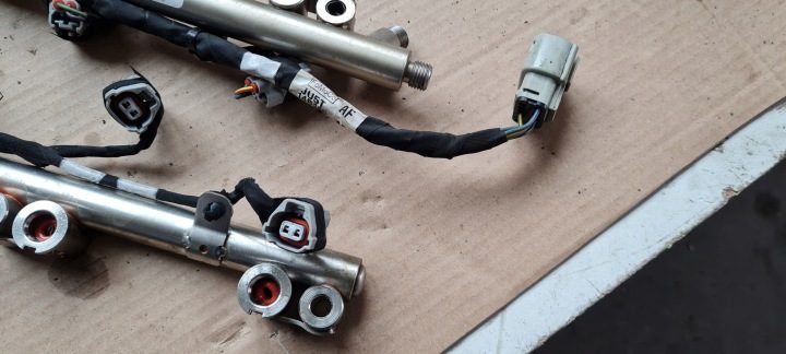 MUSTANG VI РЕСТАЙЛИНГ GT МОЛДИНГ ТОПЛИВА ТОПЛИВНЫЙ МОЛДИНГА 2X 5.0 V8, фото 2