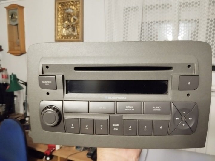 Магнитола Штатная CD Blaupunkt Fiat Idea 2003-2013, фото 1