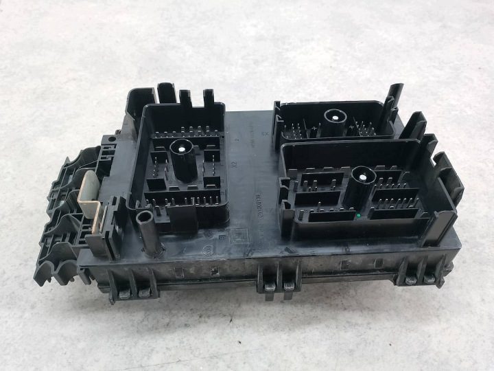 БЛОК ПРЕДОХРАНИТЕЛЕЙ НАРУЖНЫЙ OPEL ASTRA J C11000139 GM 2.0 CDTI, фото 5
