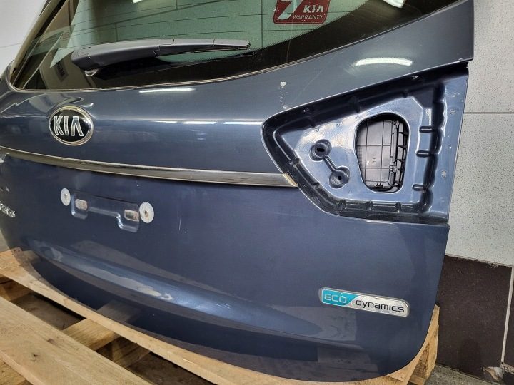 KIA Carens IV крышка багажника спойлер стекло дворник логотип цвет KU9, фото 7