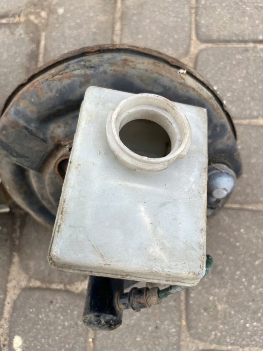 ГЛАВНЫЙ ТОРМОЗНОЙ ЦИЛИНДР + ВАКУУМНЫЙ УСИЛИТЕЛЬ FSO POLONEZ FIAT 125p ГРУЗОВИК, фото 1