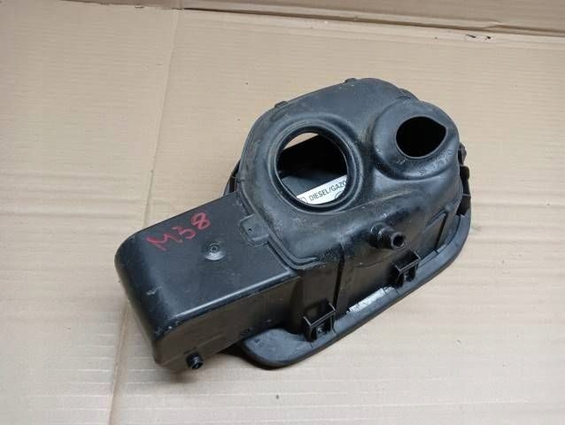M38 VW PASSAT B8 VARIANT УНИВЕРСАЛ ГОРЛОВИНА БЕНЗОБАКА 3G9809857D, фото 2