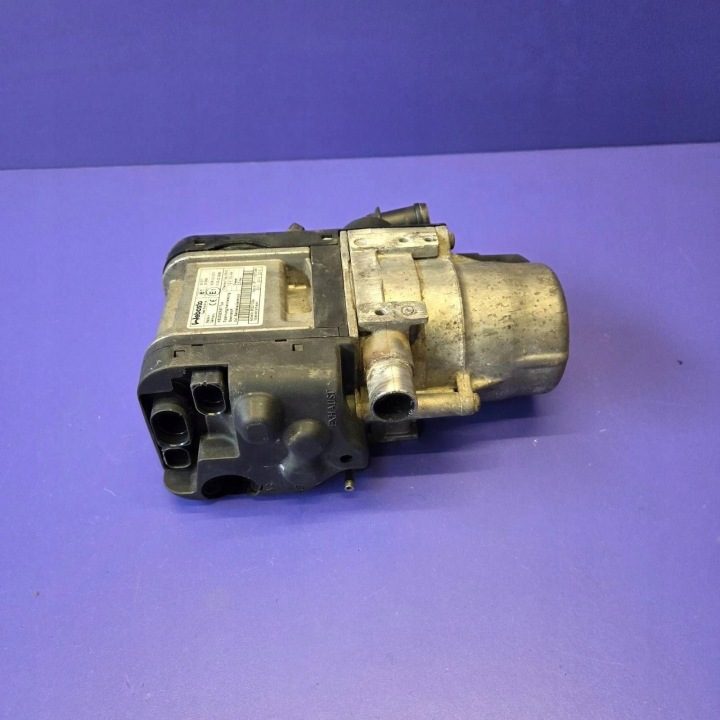 Автономный отопитель (Webasto) Volkswagen Touran II 1K0815065AR, фото 1