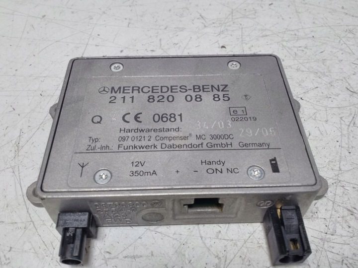 2008 Mercedes-Benz CLS C219 Усилитель антенный 2118200885, фото 1